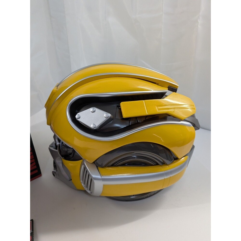 Transformers Bumblebee Helmet Target Exclusive Studio Series Works! In Box - Picture 4 of 16